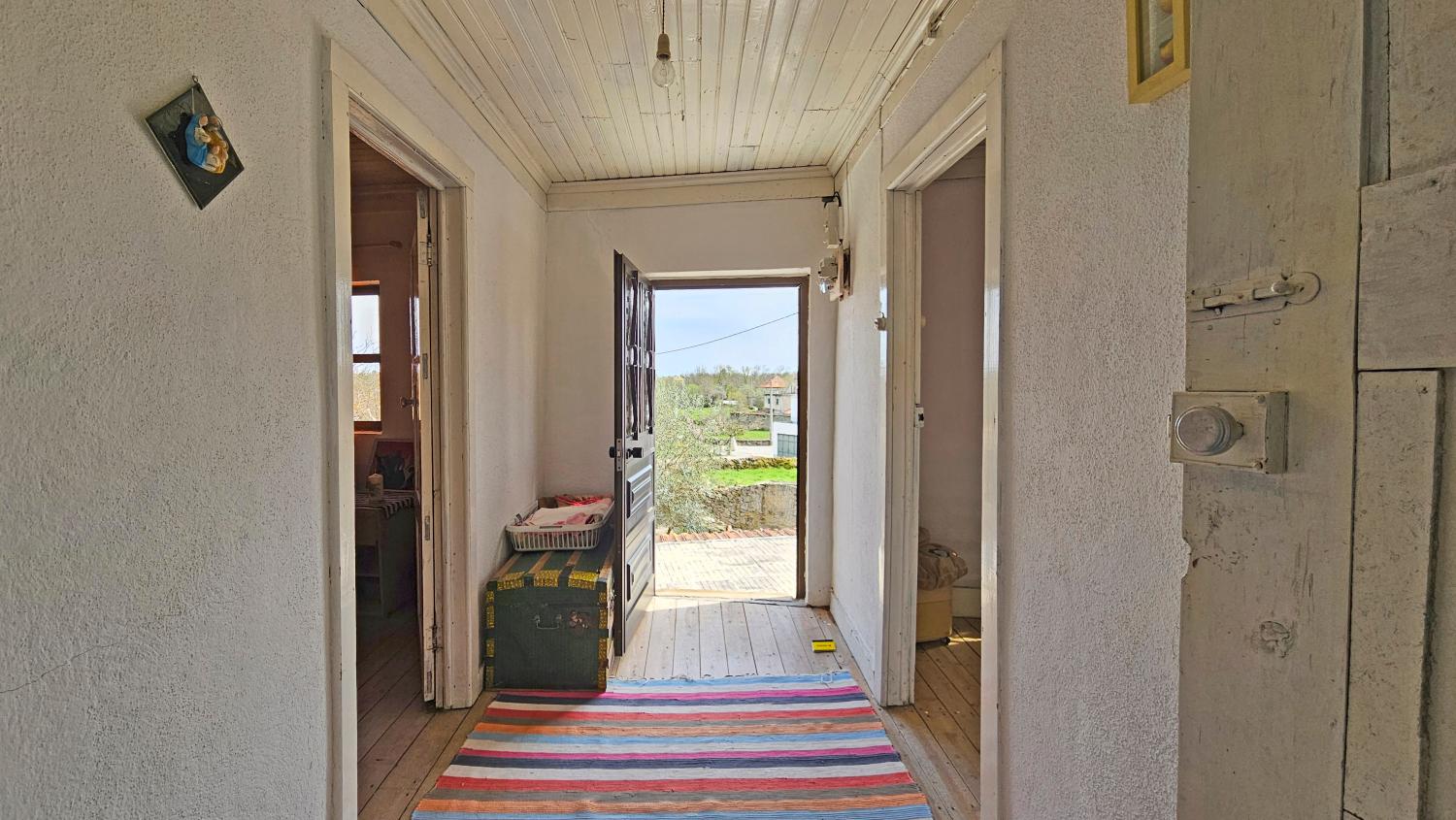  for sale house Ade Almeida 16