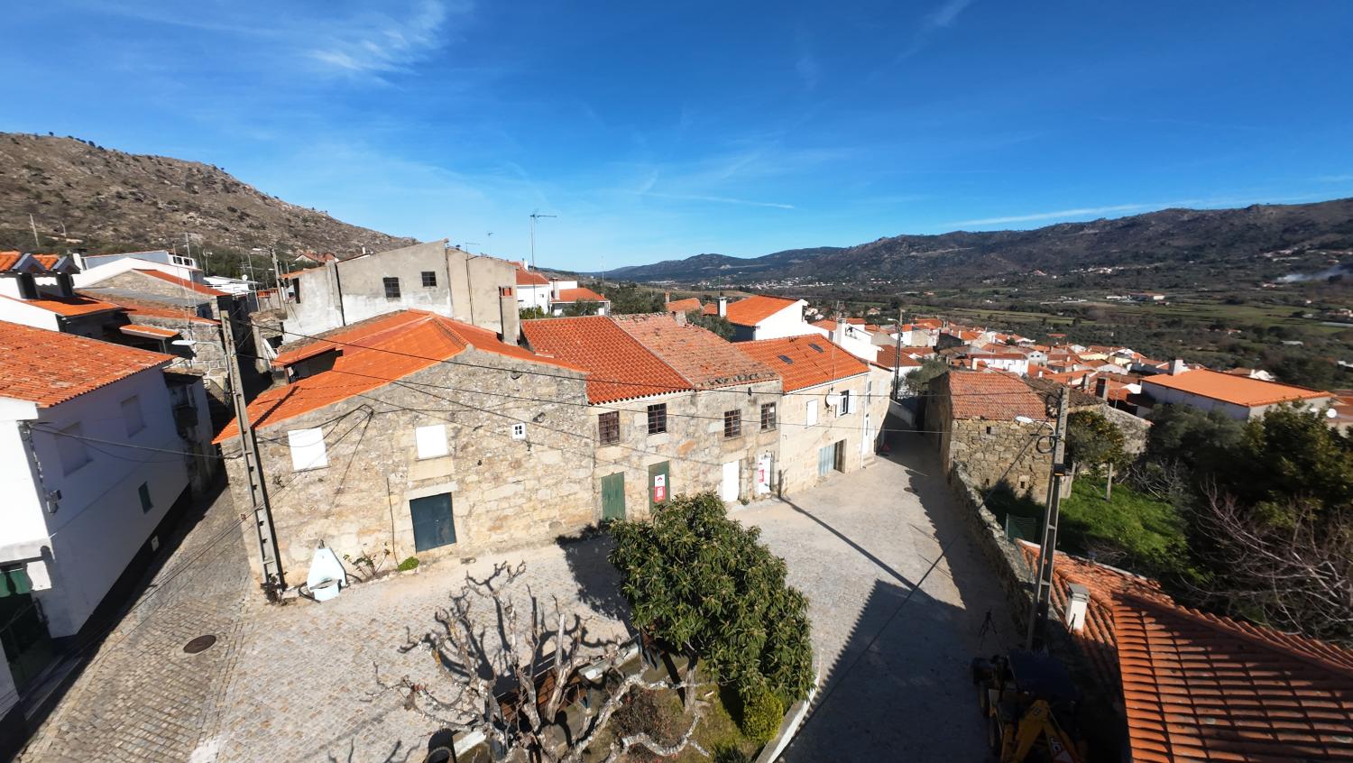  for sale village house Aldeia Viçosa Guarda 3