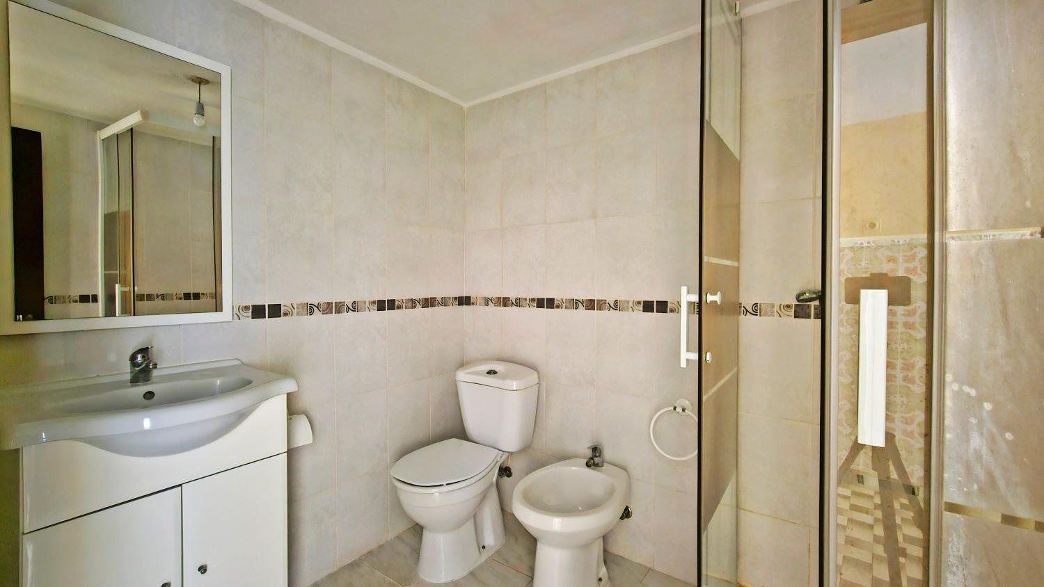  for sale village house Gonçalo Guarda 6