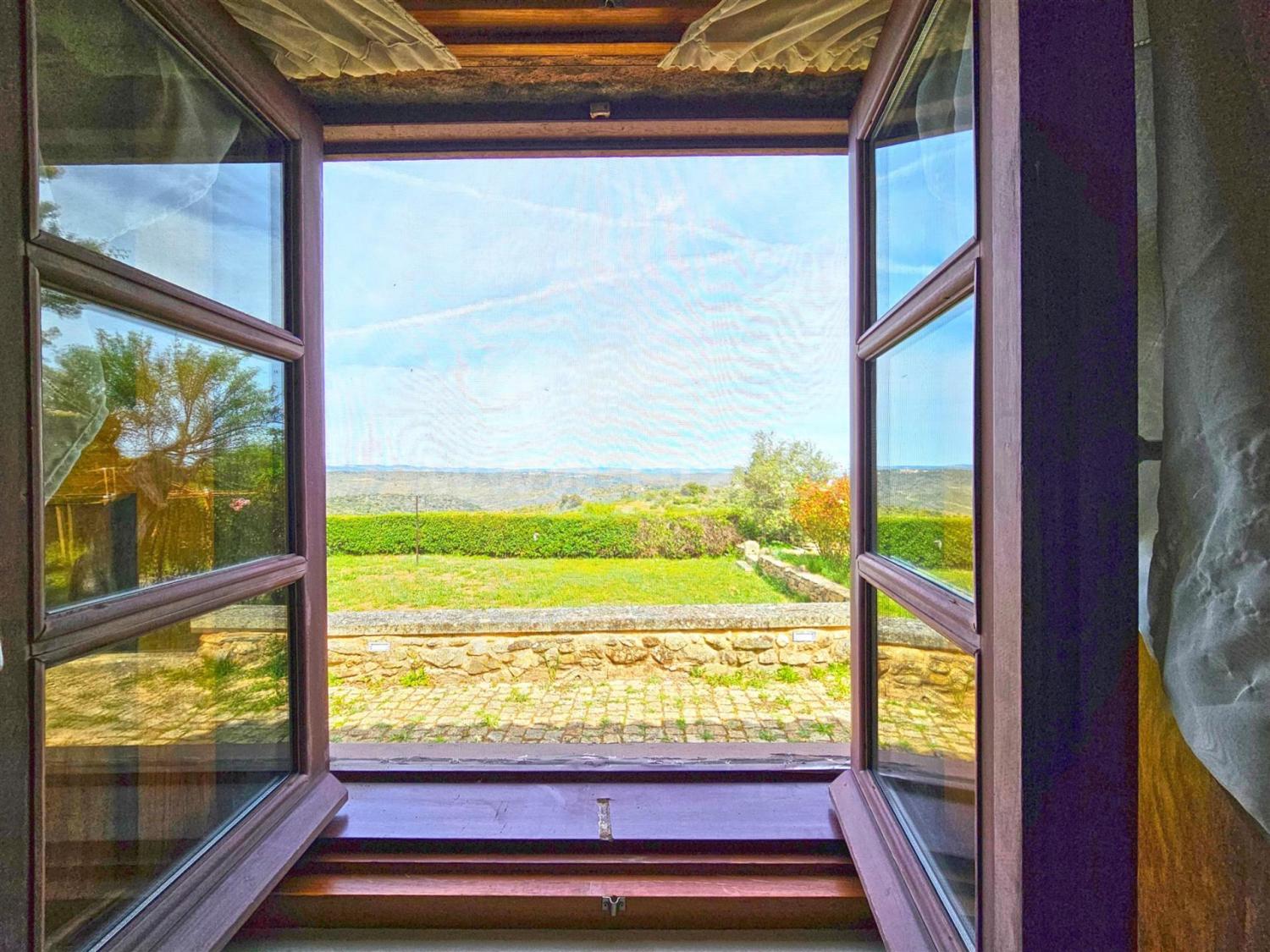  for sale property with holiday home Figueira Castelo Rodrigo Figueira De Castelo Rodrigo 14