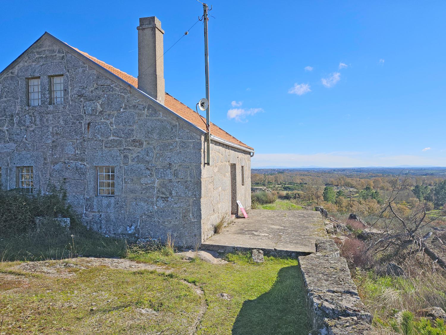  for sale detached house Donfins Guarda 14