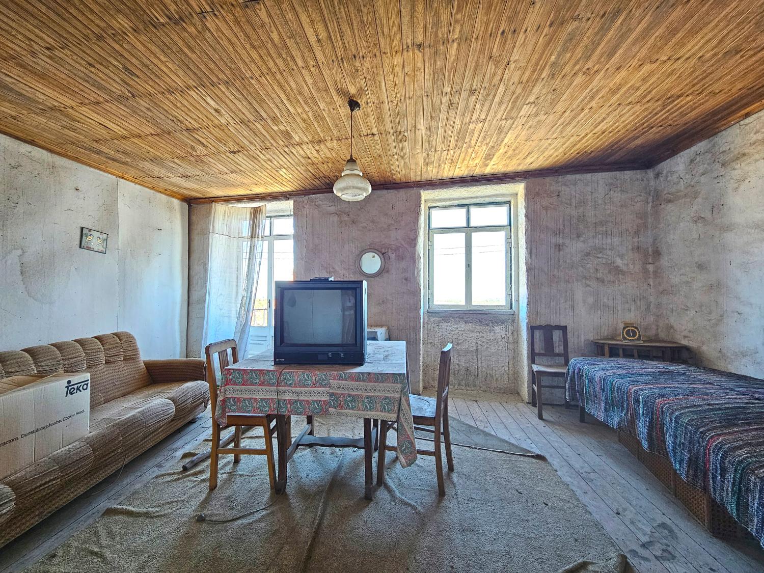  for sale village house Rabaçal Mêda 6
