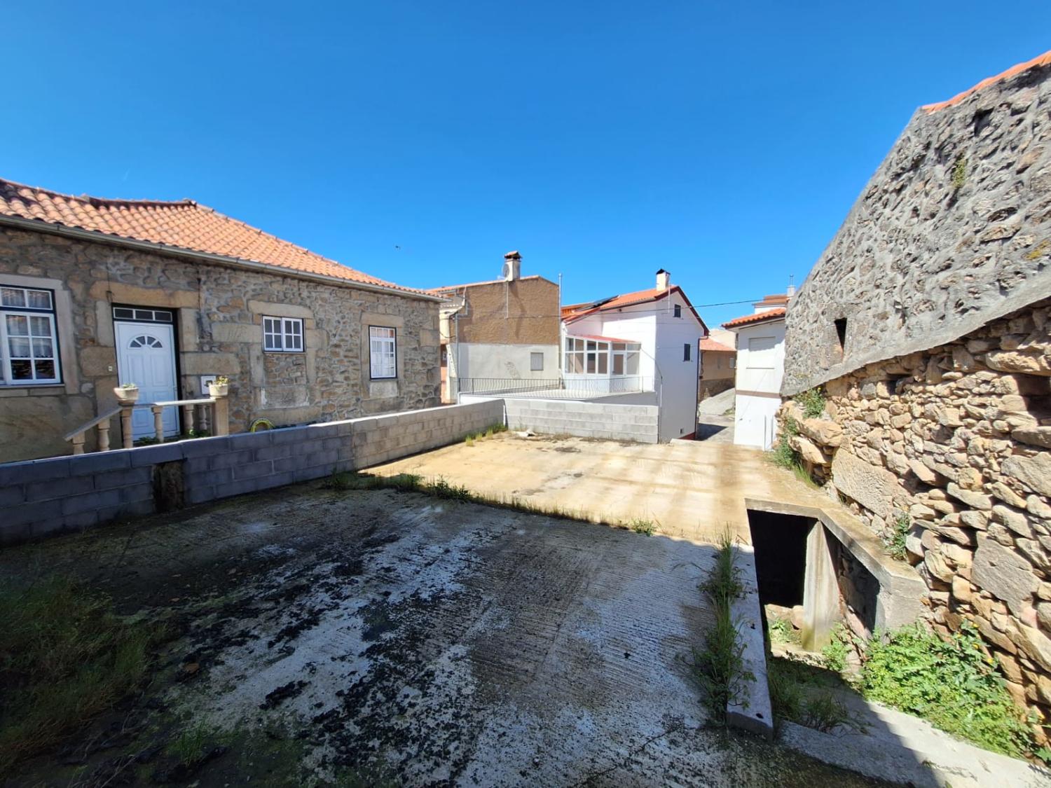  for sale village house Outeiro de Gatos Mêda 13