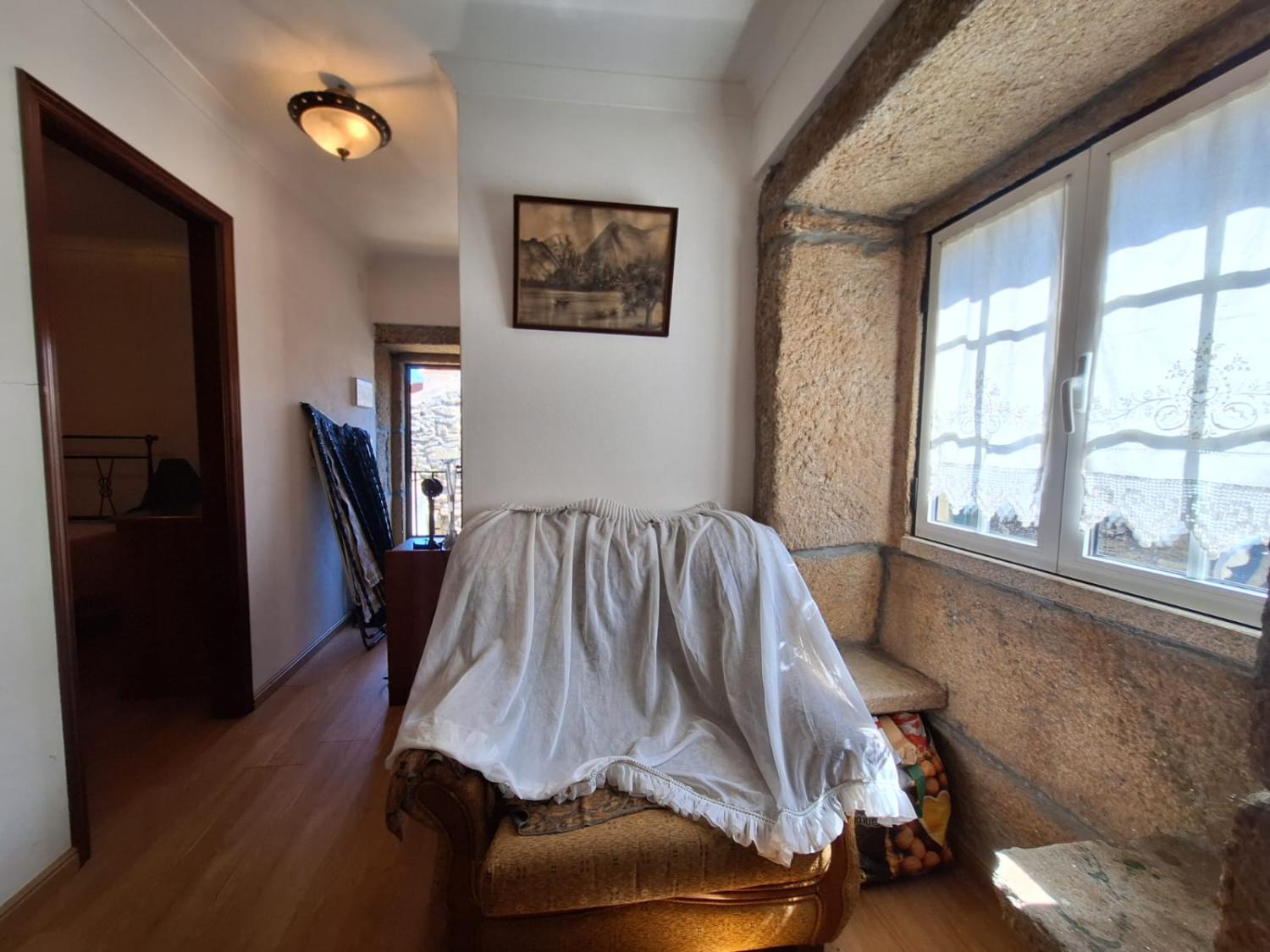  for sale village house Outeiro de Gatos Mêda 9