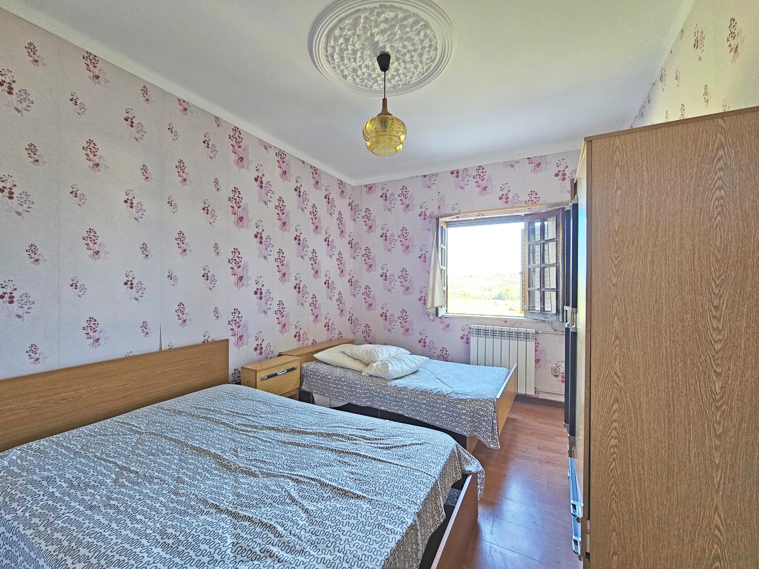  for sale house Orjais Covilhã 39