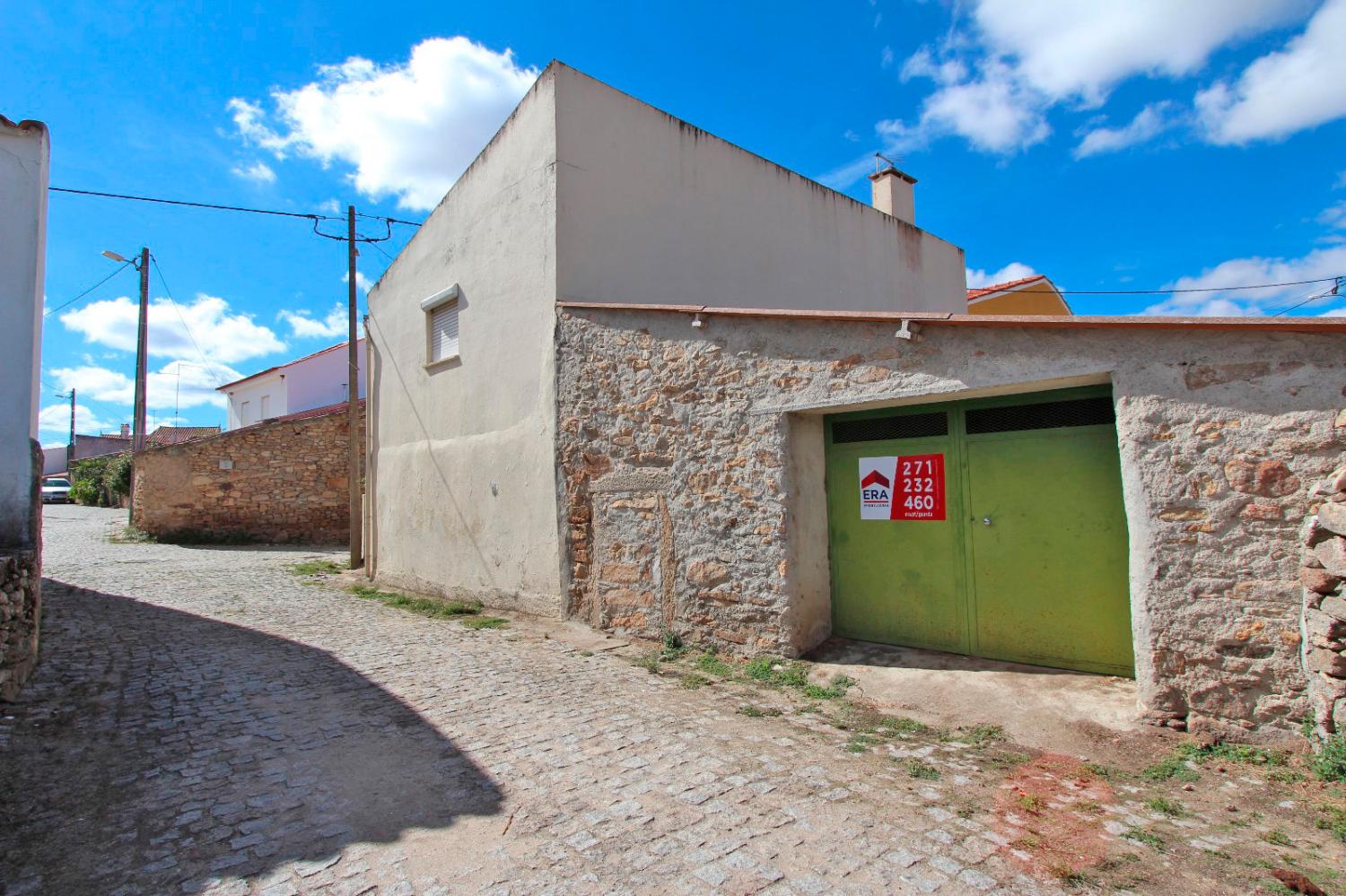 for sale village house Malpartida Almeida 3