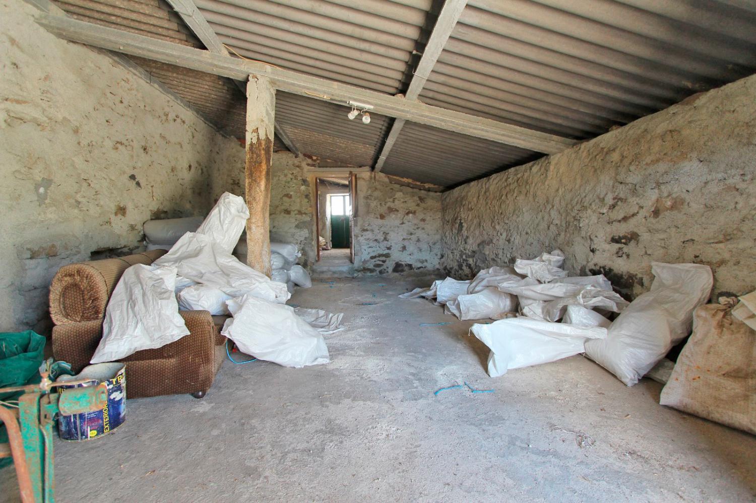  for sale village house Malpartida Almeida 13