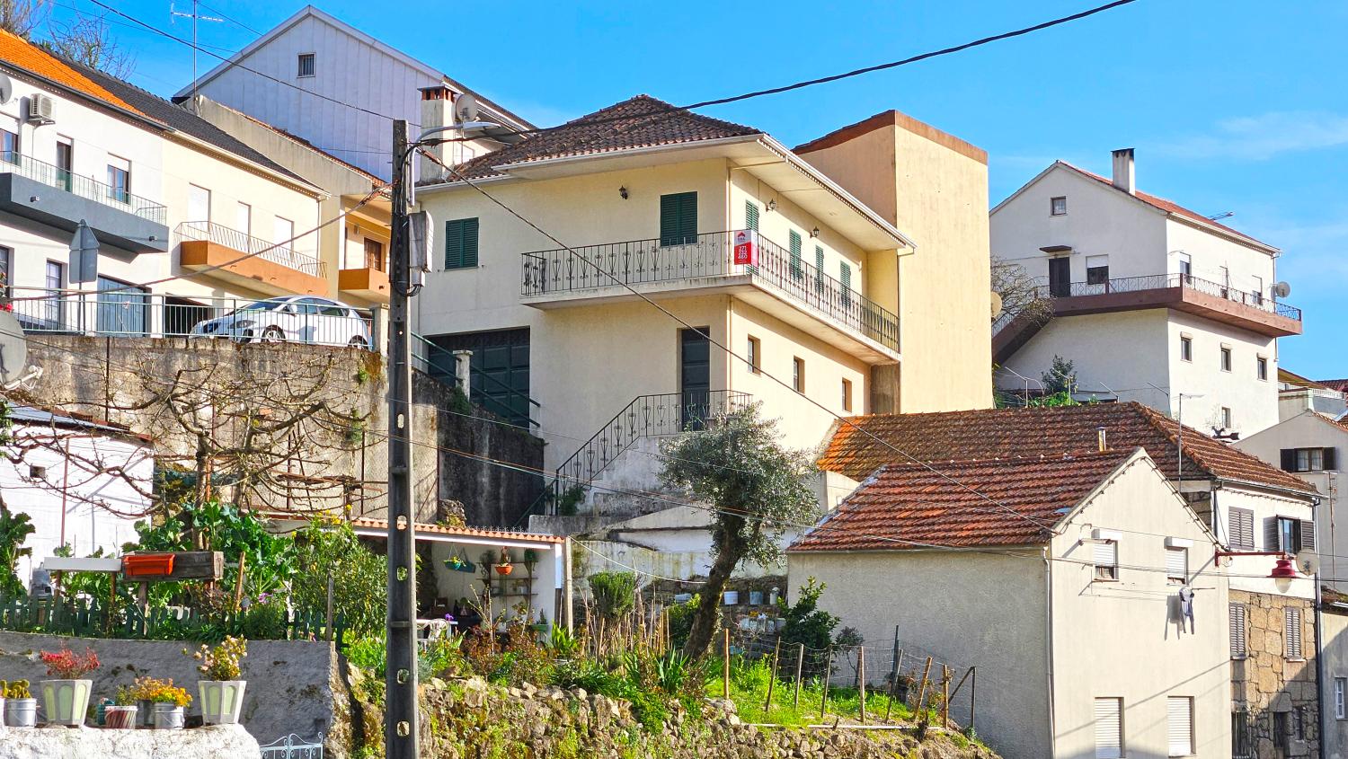 for sale village house Famalicão Guarda 2