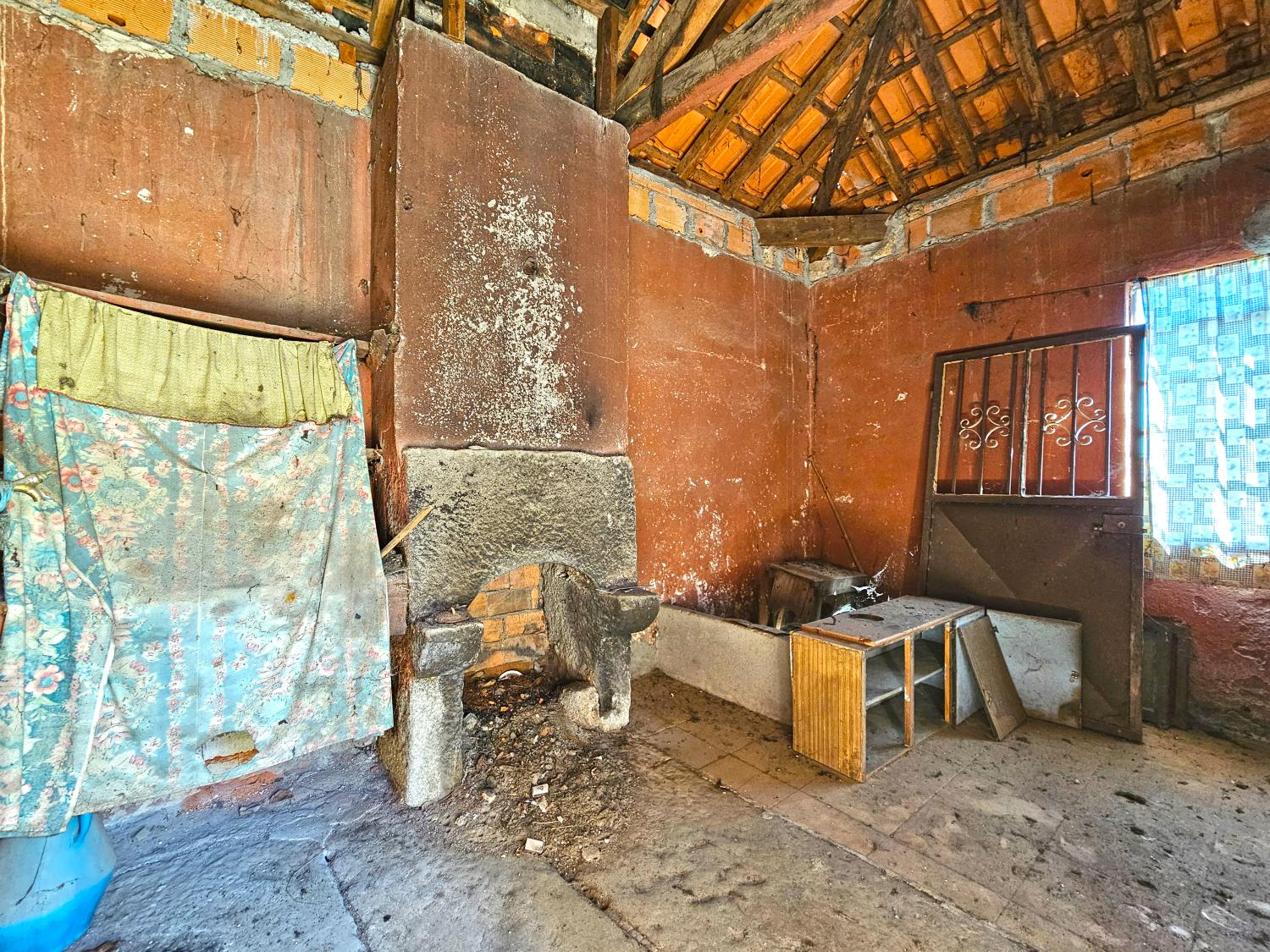  for sale village house Rabaçal Mêda 7