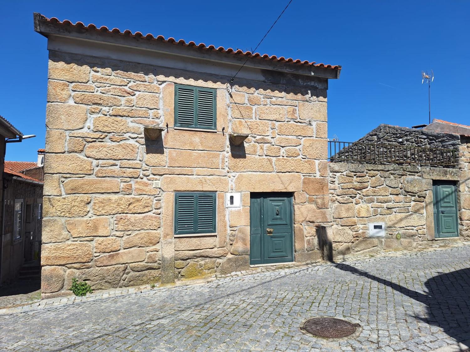  for sale village house Outeiro de Gatos Mêda 2