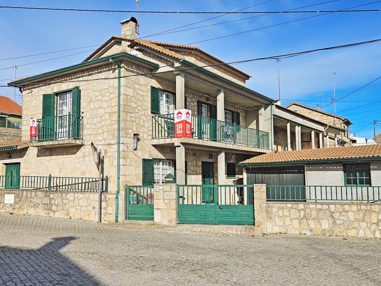  for sale village house Cardeal Sabugal 1