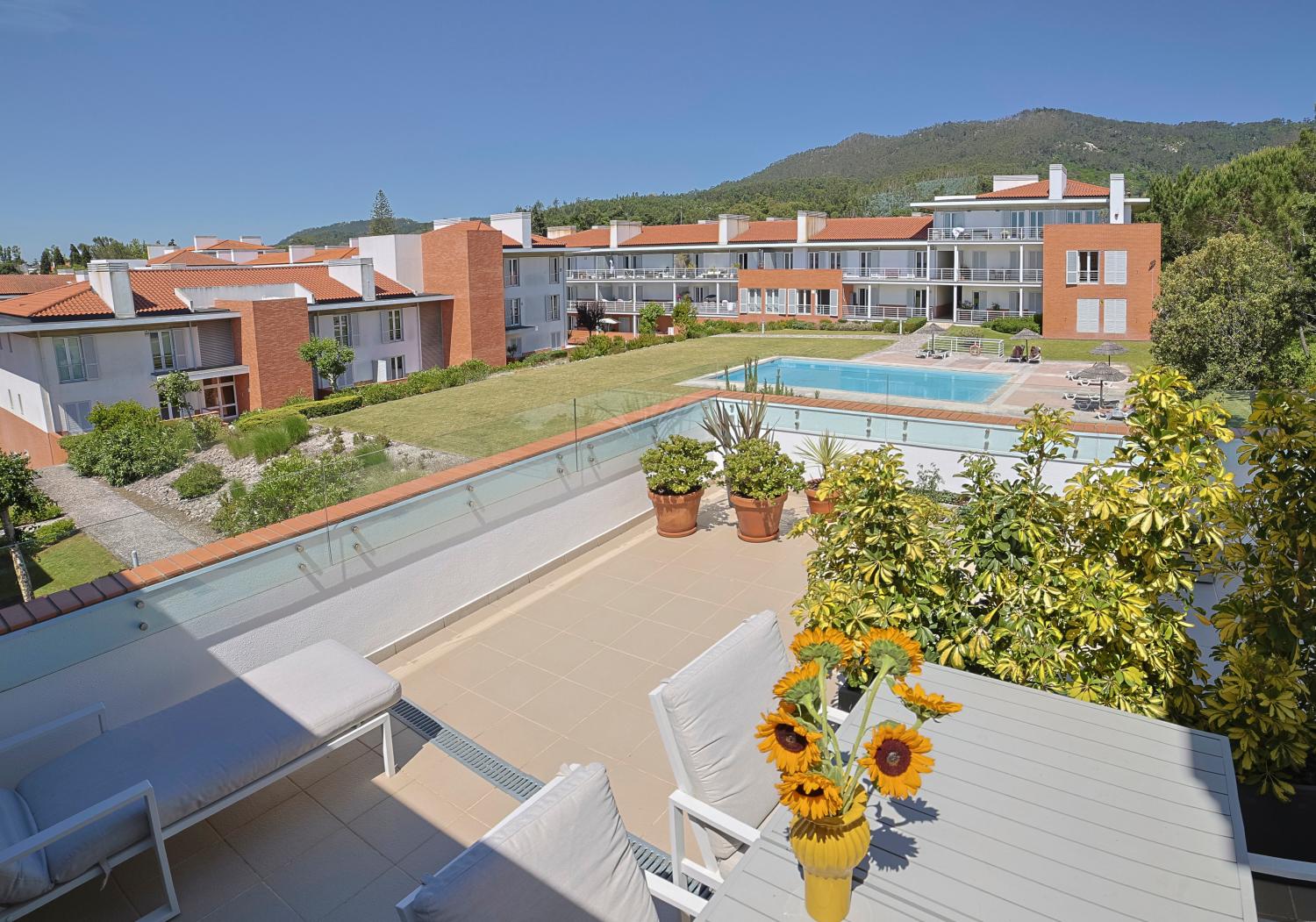  for sale commercial Sintra Sintra 1